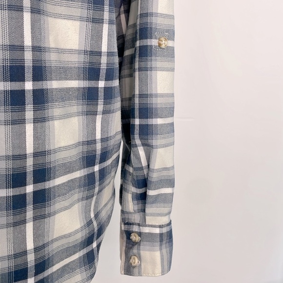 Mountain Hardware Women’s Blue, Gray, White Plaid Long Sleeve Shirt. Size Small. - Picture 9 of 13